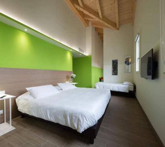 Hotel Marelet Тревильо Екстериор снимка