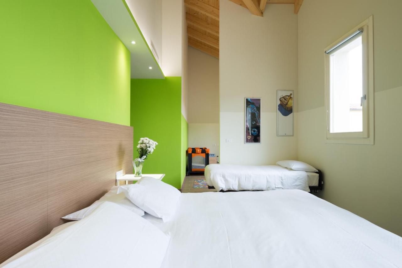 Hotel Marelet Тревильо Екстериор снимка